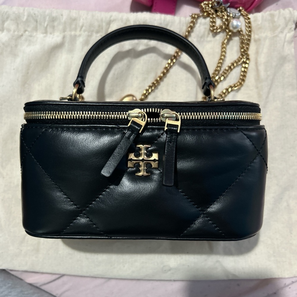 Tory Burch KIRA DIAMOND QUILT VANITY CASE